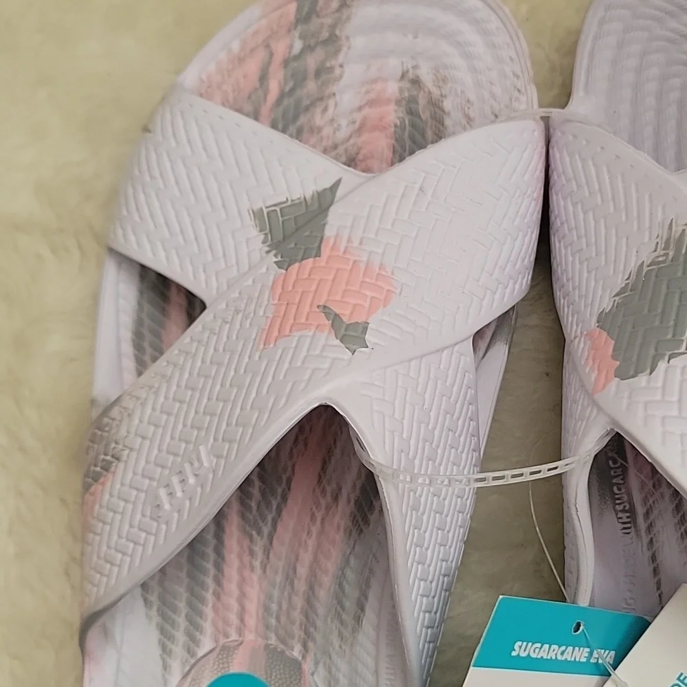 🩴NWT REEF Women's Water Xslide Sandals. White, Pink, Gray Colors. Size 9. - Picture 8 of 12